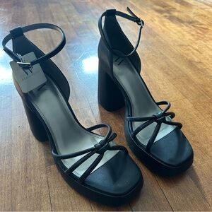 Worthington Ellsworth Strappy Black Platform Heels 11M